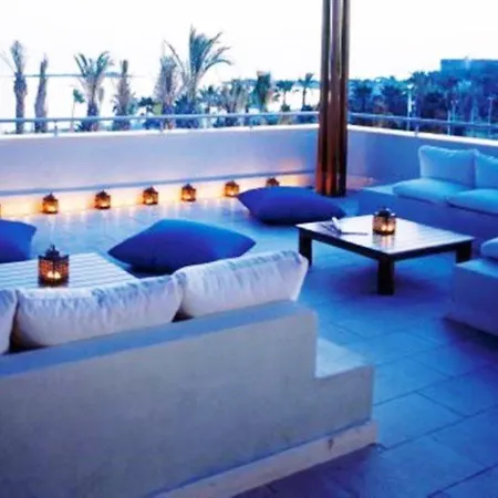 Riva Club - N Hotel Okurcalar